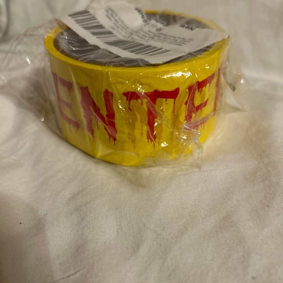 2 Caution Tape Yellow Do Not Enter Warning Tape Halloween decoration lot of 2 - Picture 3 of 10